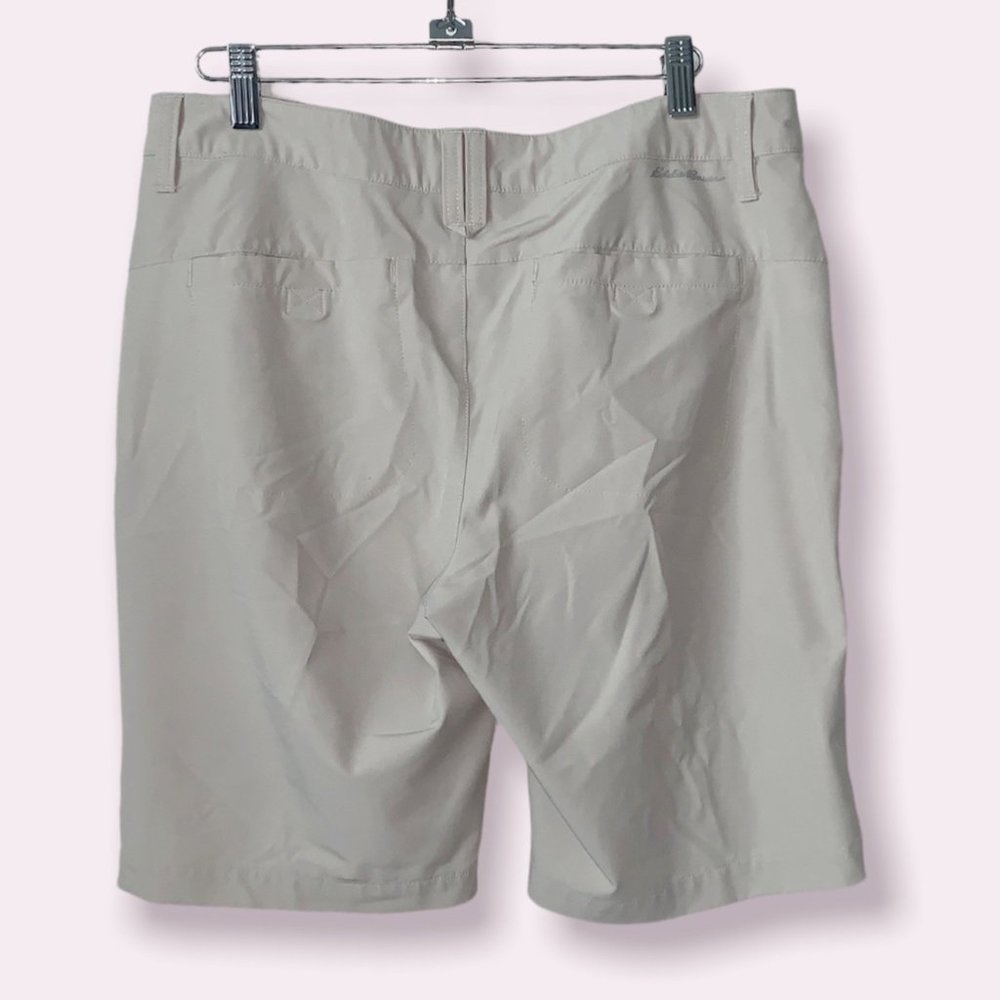 Eddie Bauer outdoor shorts women’s 6 kakhi pockets Bermuda hiking camping - Picture 3 of 11
